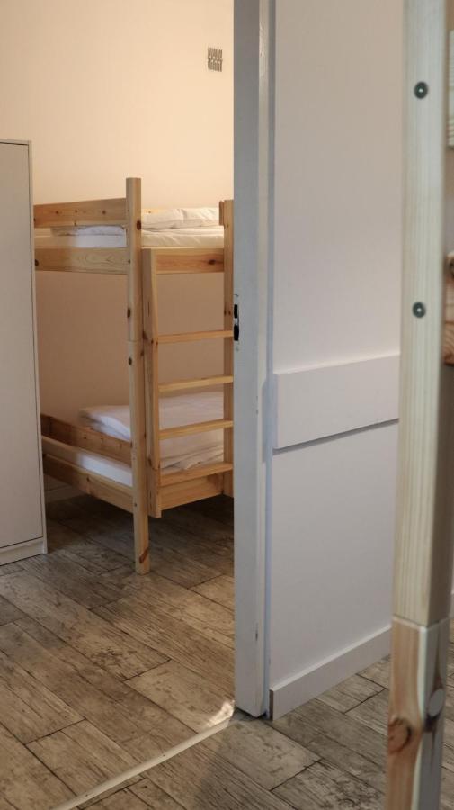 Sanera Hostel Warszawa Eksteriør billede