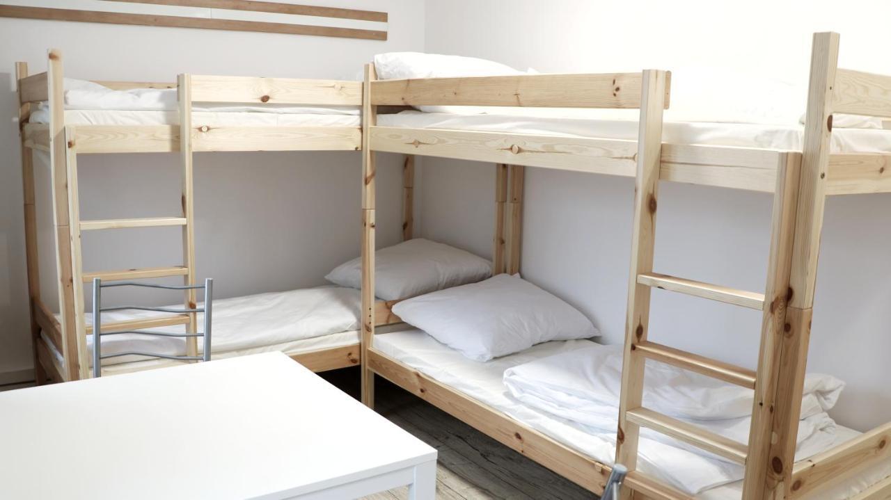 Sanera Hostel Warszawa Eksteriør billede