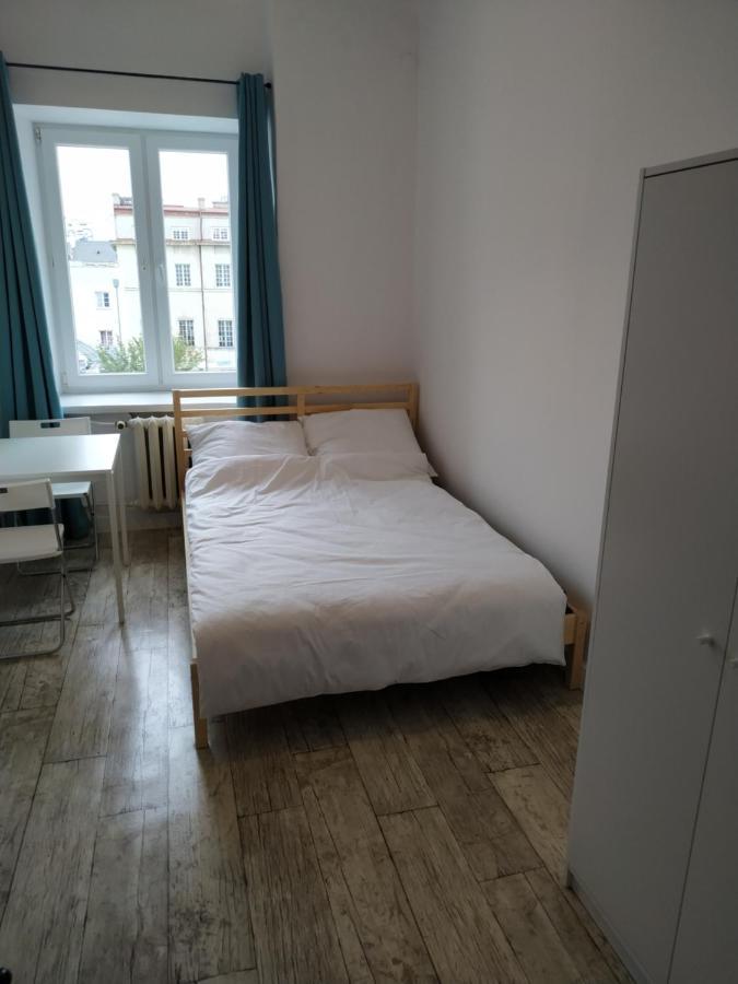 Sanera Hostel Warszawa Eksteriør billede