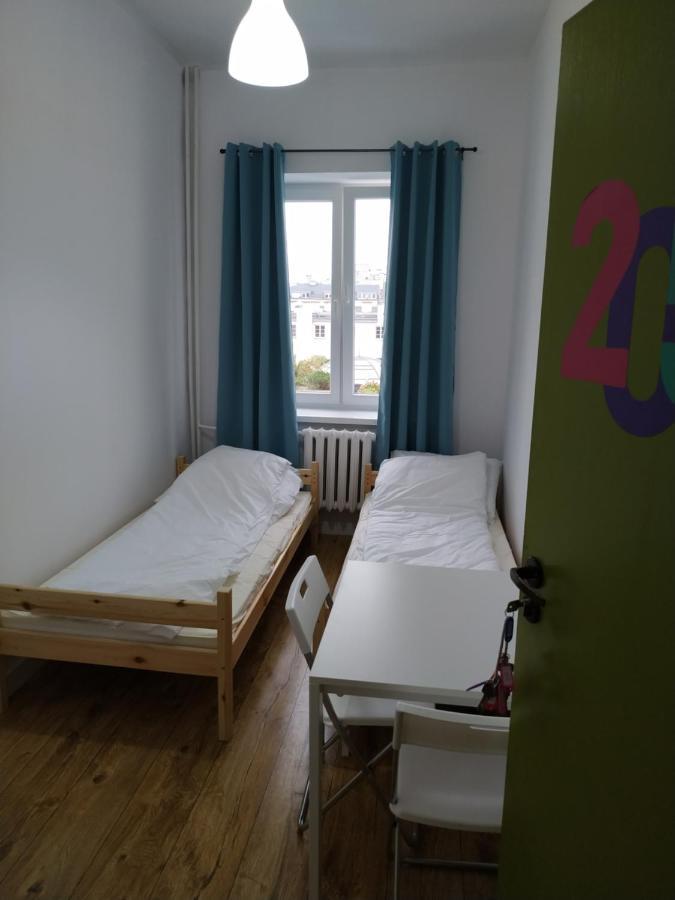 Sanera Hostel Warszawa Eksteriør billede